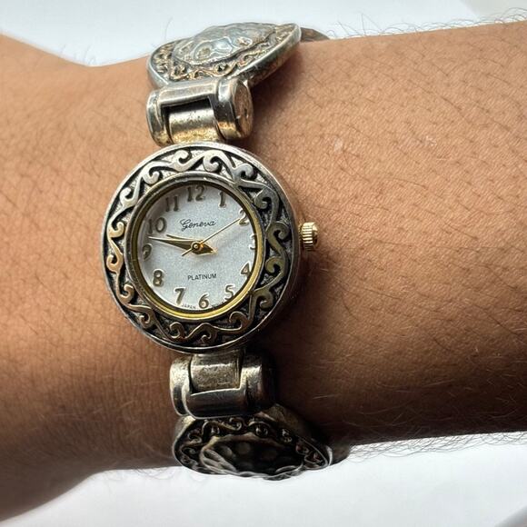 Vintage Silver Geneva Watch - Picture 1 of 2